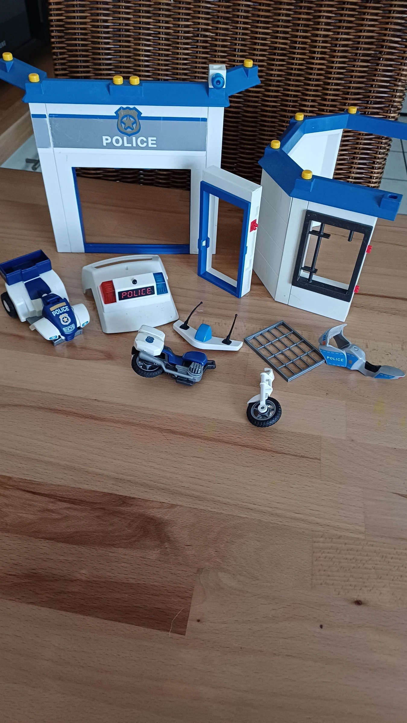 Police Playmobil spare parts – photo 5